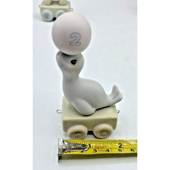 8 Vintage Precious Moments Birthday Train Figurines Set Ages 0–6 Clown Animals - Picture 15 of 16